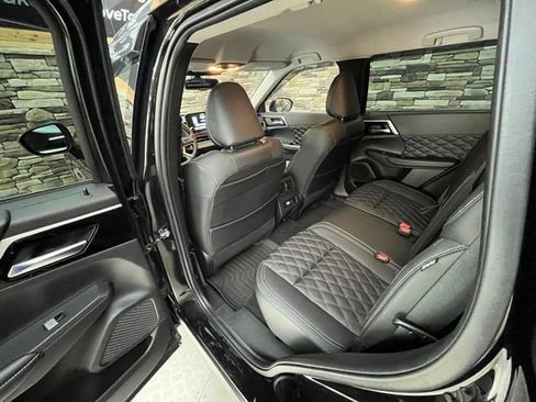 Used 2022 Mitsubishi Outlander SEL AWD/4WD image 38