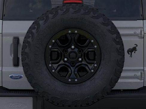 New 2026 Ford Bronco Badlands image 24