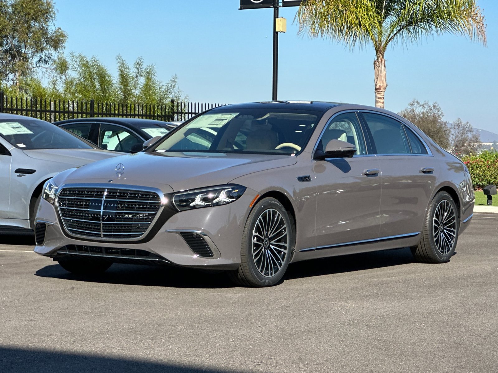 New 2027 Mercedes-Benz S 580 4MATIC Sedan image 7