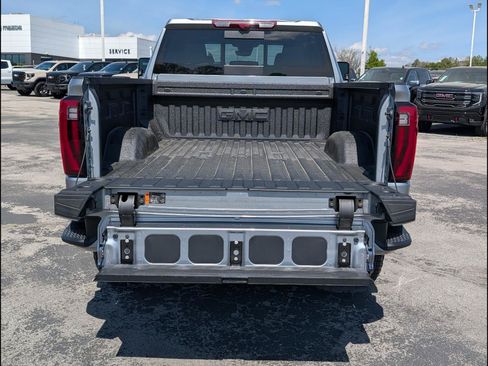 New 2026 GMC Sierra 2500 Denali w/ Denali Reserve Package AWD/4WD image 17