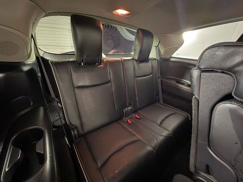 Used 2019 INFINITI QX60 Luxe w/ Essential Package image 49