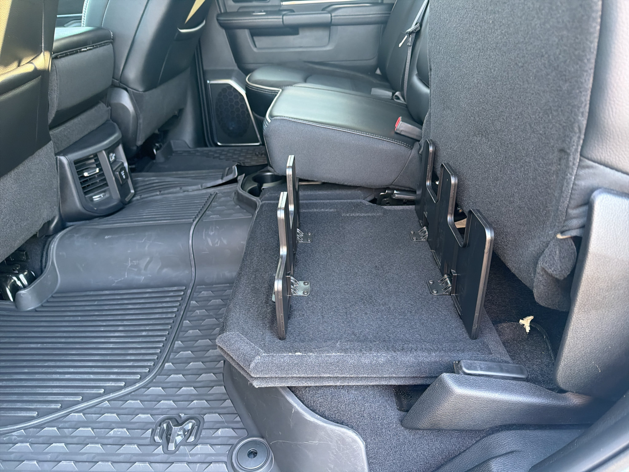 Used 2024 RAM 2500 Laramie w/ Safety Group AWD/4WD image 29