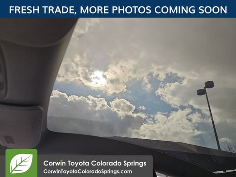 Used 2024 Tesla Model Y Performance AWD/4WD image 12