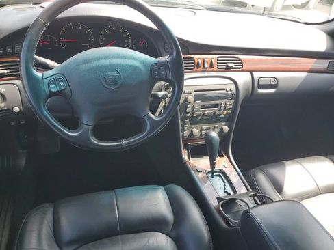Used 1999 Cadillac Seville SLS w/ Personalization Pkg FWD image 8