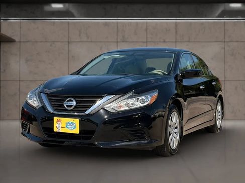 Used 2016 Nissan Altima 2.5 S w/ Power Driver Seat Package FWD image 6