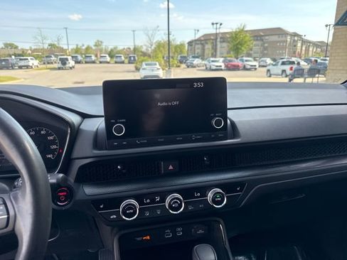 Used 2023 Honda CR-V Sport image 14