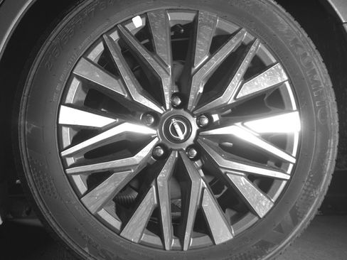 Used 2025 Nissan Altima 2.5 SV image 14