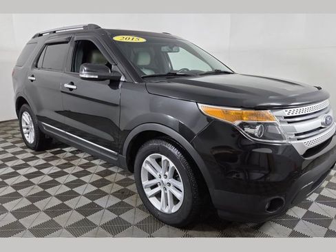 Used 2015 Ford Explorer XLT w/ Equipment Group 201B image 1