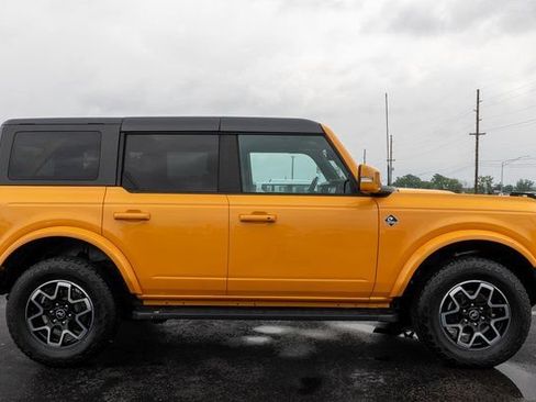 Used 2022 Ford Bronco Outer Banks AWD/4WD image 5