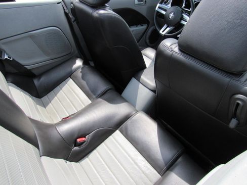 Used 2008 Ford Mustang GT RWD image 37