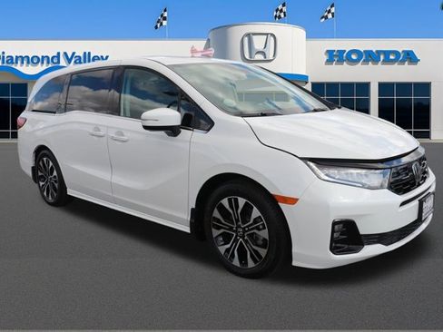 Used 2025 Honda Odyssey Elite image 1