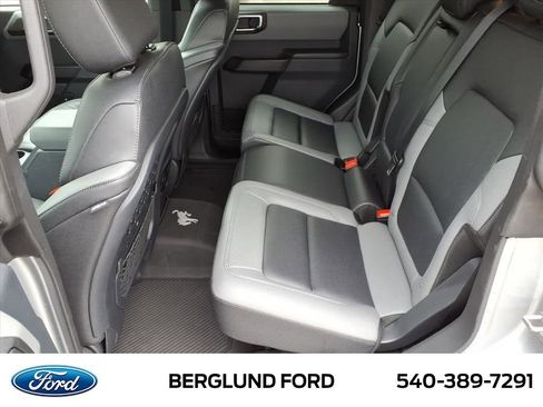 Used 2024 Ford Bronco Big Bend image 13