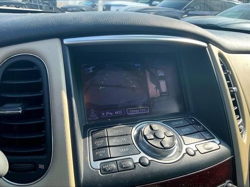 Used 2016 INFINITI QX50 AWD w/ Technology Package image 30