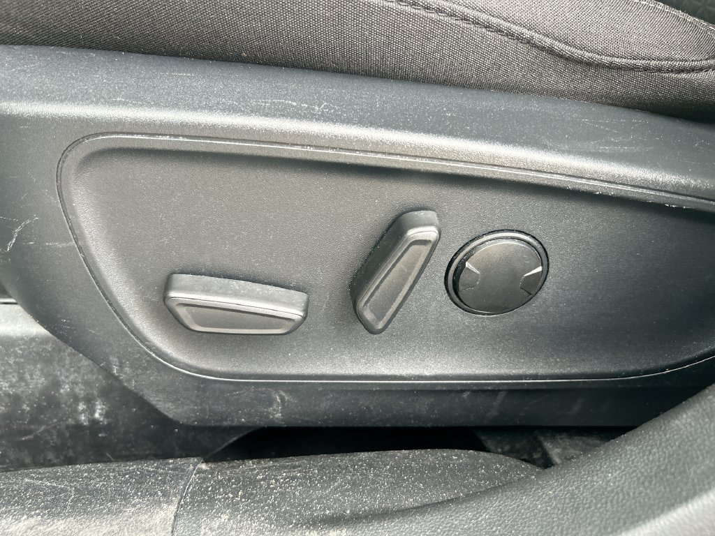 Used 2024 Ford Escape Active AWD/4WD image 12
