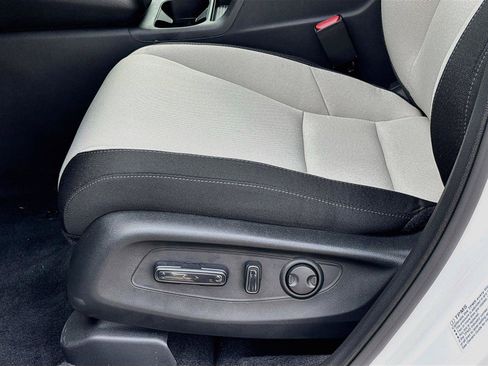 Certified 2026 Honda CR-V EX image 21