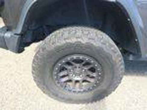 Used 2022 Jeep Wrangler Unlimited Rubicon w/ Xtreme Recon 35" Tire Package AWD/4WD image 3