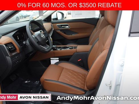 New 2026 Nissan Rogue Platinum image 10