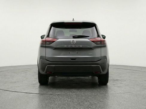 Used 2025 Nissan Rogue SV AWD/4WD image 7