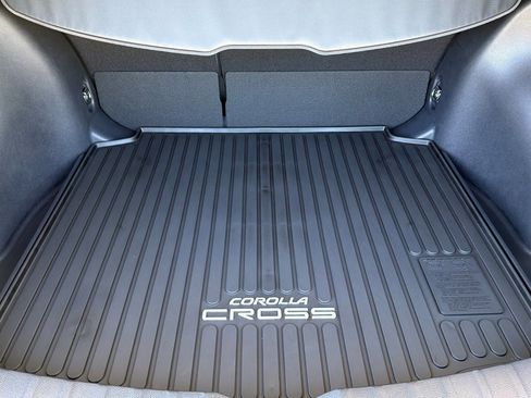 New 2026 Toyota Corolla Cross LE FWD image 18