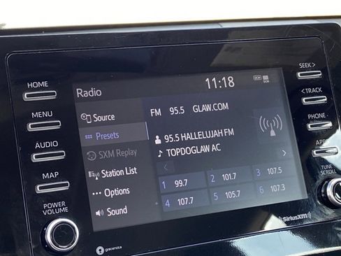 Used 2024 Toyota Camry SE image 36