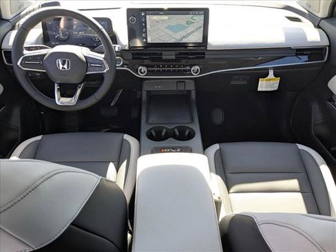 New 2026 Honda Prologue Touring image 13