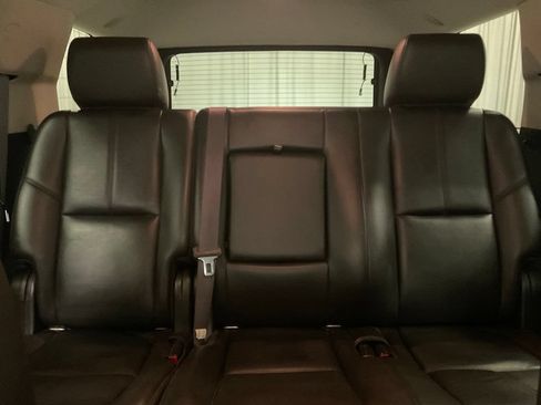 Used 2014 Chevrolet Tahoe LT AWD/4WD image 30