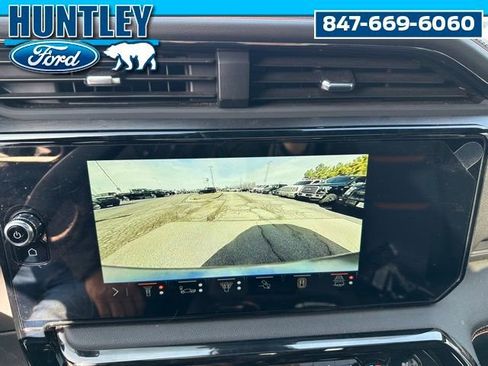 Used 2024 GMC Sierra 2500 AT4 w/ AT4 Premium Plus Package AWD/4WD image 26