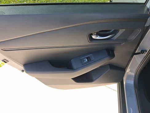 Used 2025 Honda Accord Sport image 11