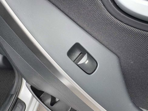 Used 2016 Hyundai Elantra GT w/ Option Group 02 image 32