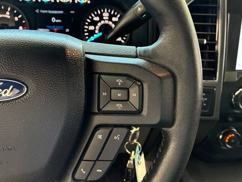 Used 2020 Ford F150 XLT w/ Equipment Group 302A Luxury AWD/4WD image 34