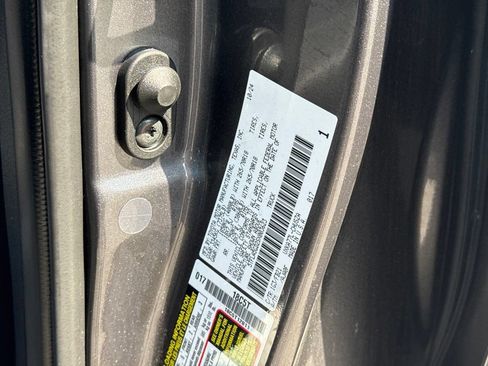 Used 2025 Toyota Tundra SR5 w/ SR5 Convenience Package AWD/4WD image 44