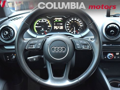 Used 2017 Audi A3 e-tron Premium image 14