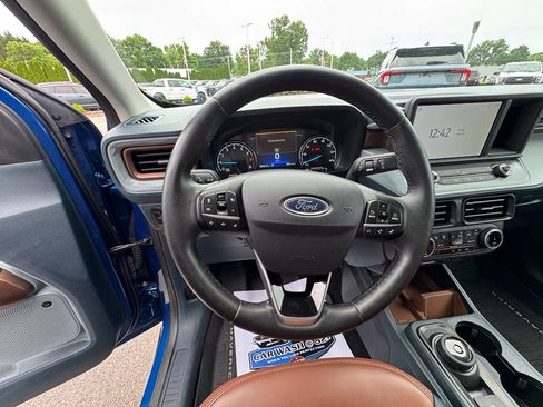Used 2024 Ford Maverick Lariat AWD/4WD image 29