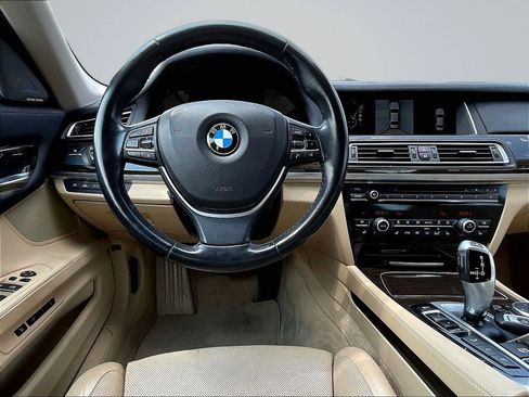 Used 2015 BMW 740Li xDrive AWD/4WD image 11