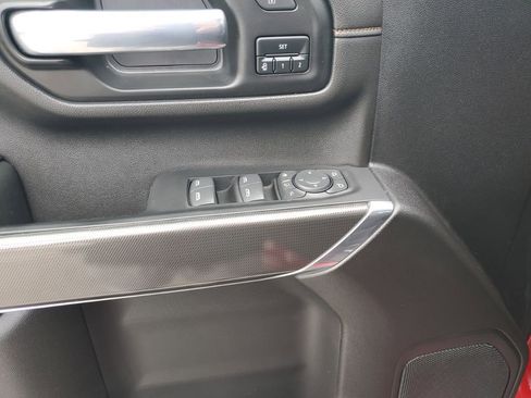 Used 2021 GMC Sierra 2500 AT4 image 27