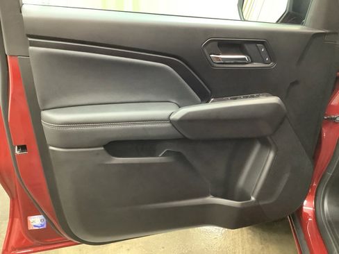 New 2026 GMC Canyon Elevation w/ Convenience Package image 13