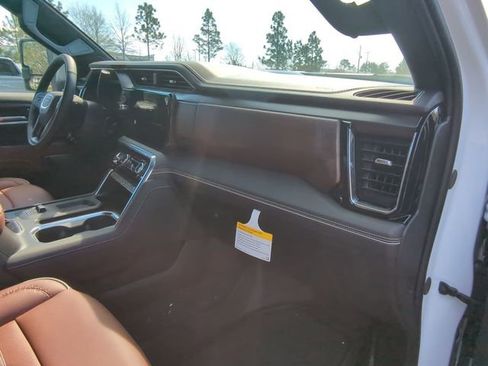 New 2026 GMC Sierra 3500 Denali Ultimate AWD/4WD image 48