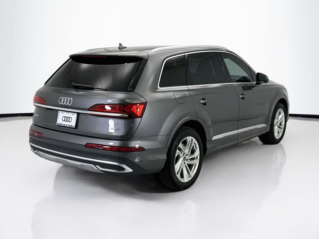 Used 2022 Audi Q7 3.0T Premium Plus w/ Premium Plus Package AWD/4WD image 5