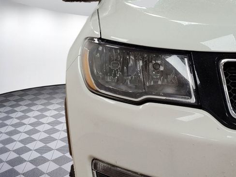 Used 2019 Jeep Compass Limited w/ Safety & Security Group image 10