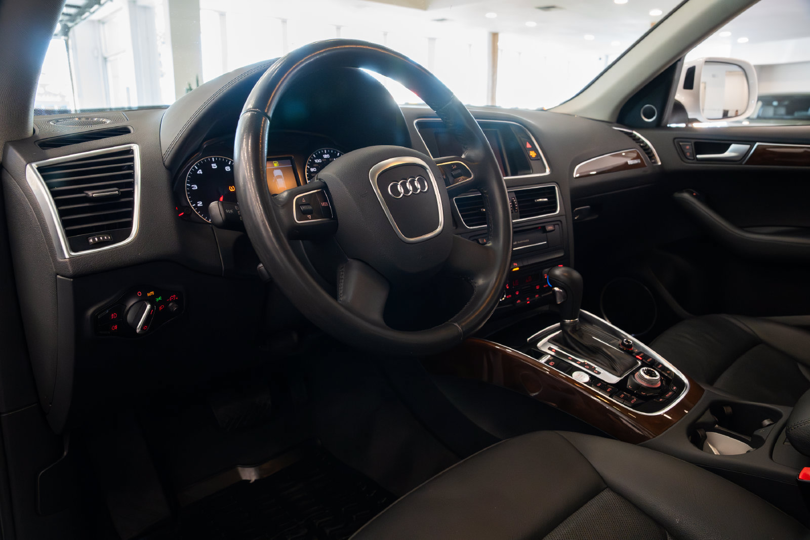 Used 2011 Audi Q5 3.2 Prestige AWD/4WD image 19