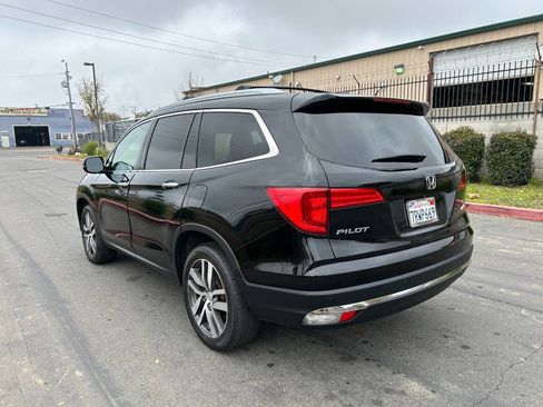 Used 2016 Honda Pilot Touring image 3