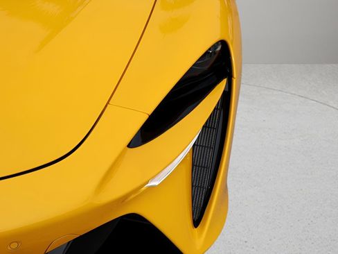 New 2026 McLaren Artura RWD image 24