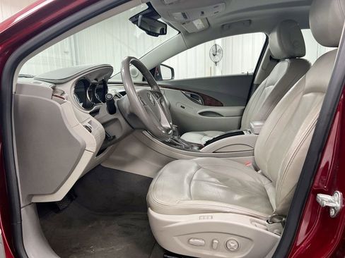 Used 2011 Buick LaCrosse CXL image 18