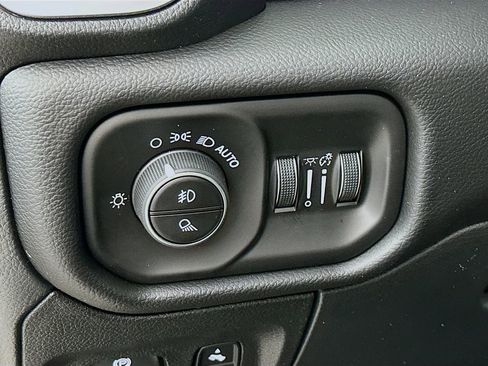 New 2026 RAM 1500 Big Horn AWD/4WD image 15