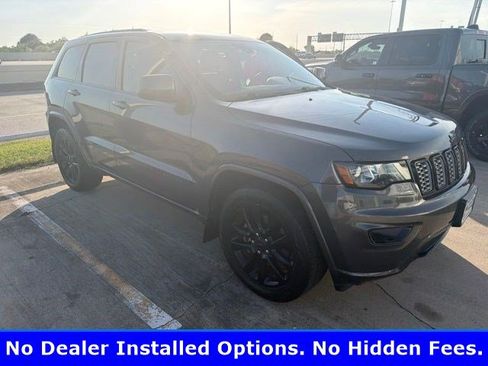 Used 2021 Jeep Grand Cherokee Laredo X RWD image 2