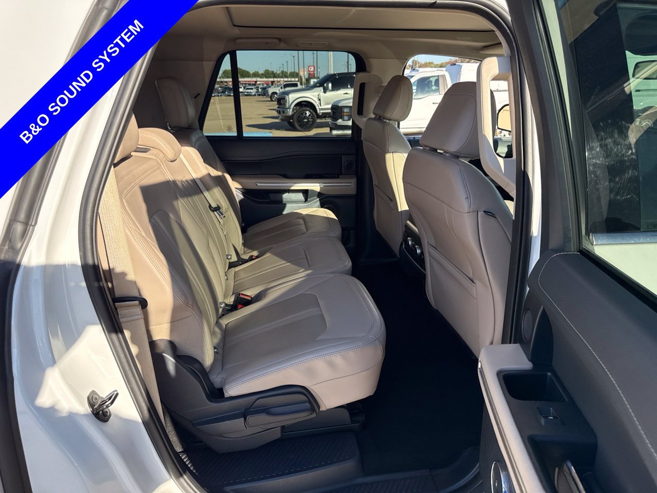 Used 2024 Ford Expedition Max Limited RWD image 13