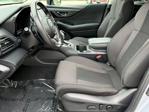 Used 2024 Subaru Outback Premium AWD/4WD image 22