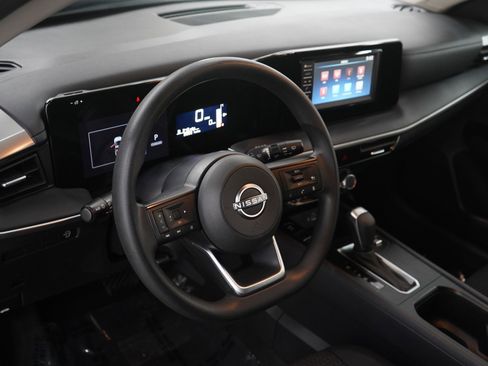 Used 2025 Nissan Kicks S FWD image 20