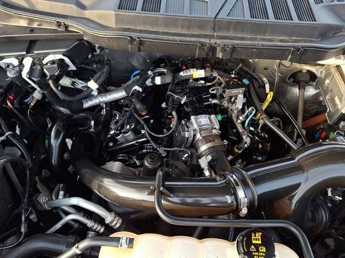 Certified 2023 Ford F150 XLT w/ Equipment Group 302A High image 28