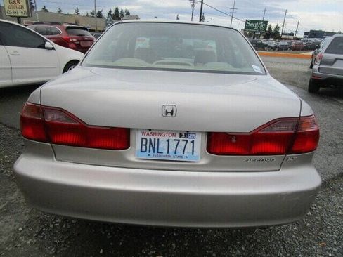 Used 1999 Honda Accord LX image 4